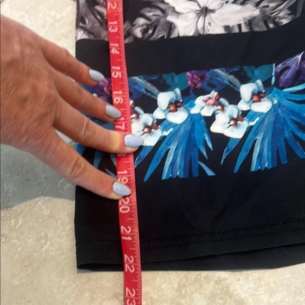 WAILOA Hawaiian Blue Floral Swim Board Shorts Size 30